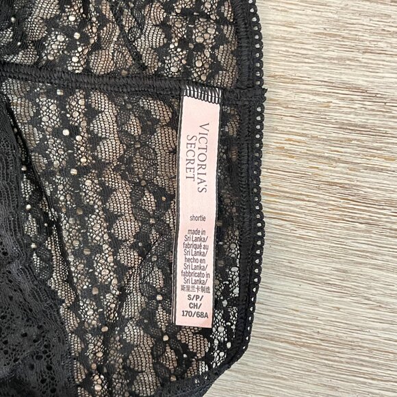 New Victoria's Secret Small Shortie Panties Boy Shorts Black Lace NWT - Picture 3 of 5